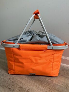 Picnic Time Metro Insulated Picnic Basket